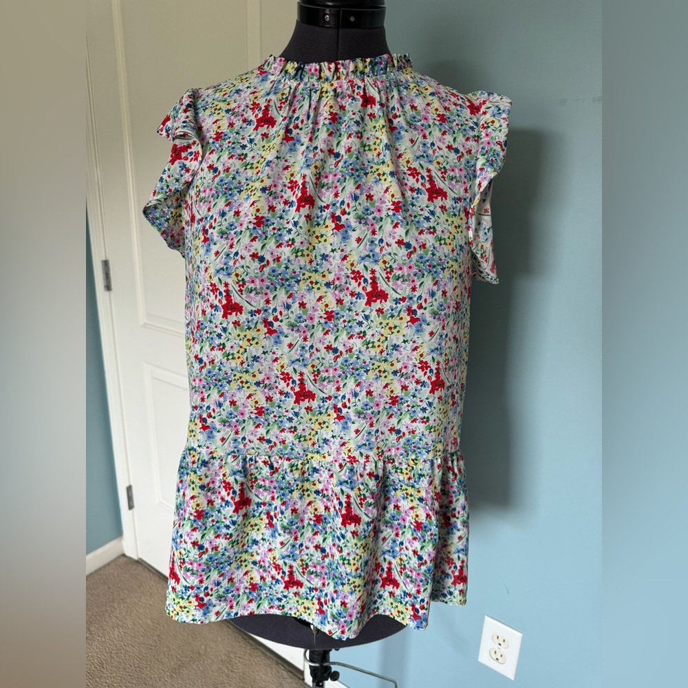 Ruffle neck flutter sleeve floral blouse